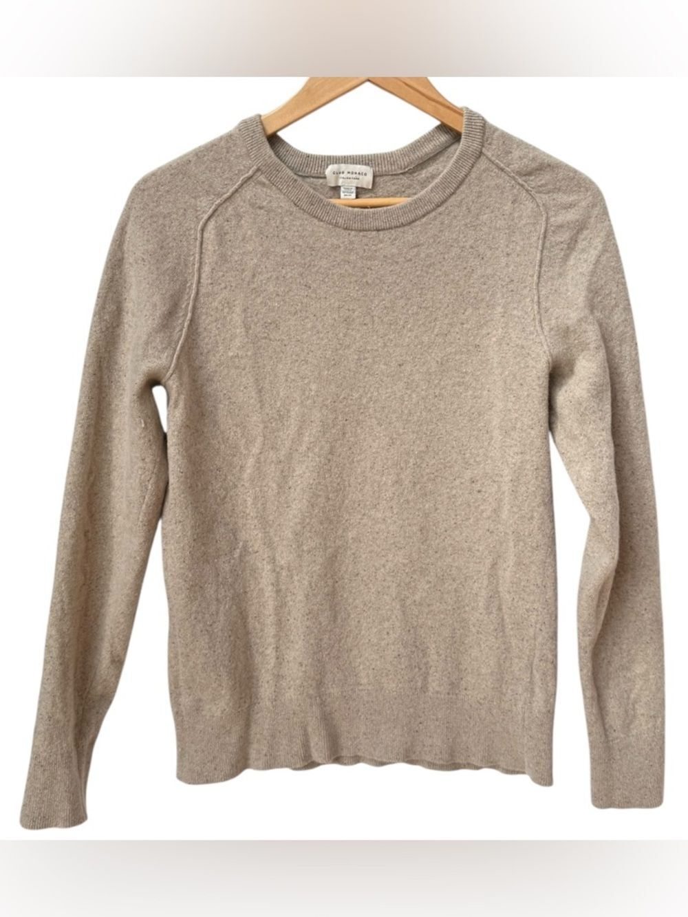 Club Monaco Men’s Long Sleeve Italian Yarn Wool Blend Crewneck Sweater. Medium.